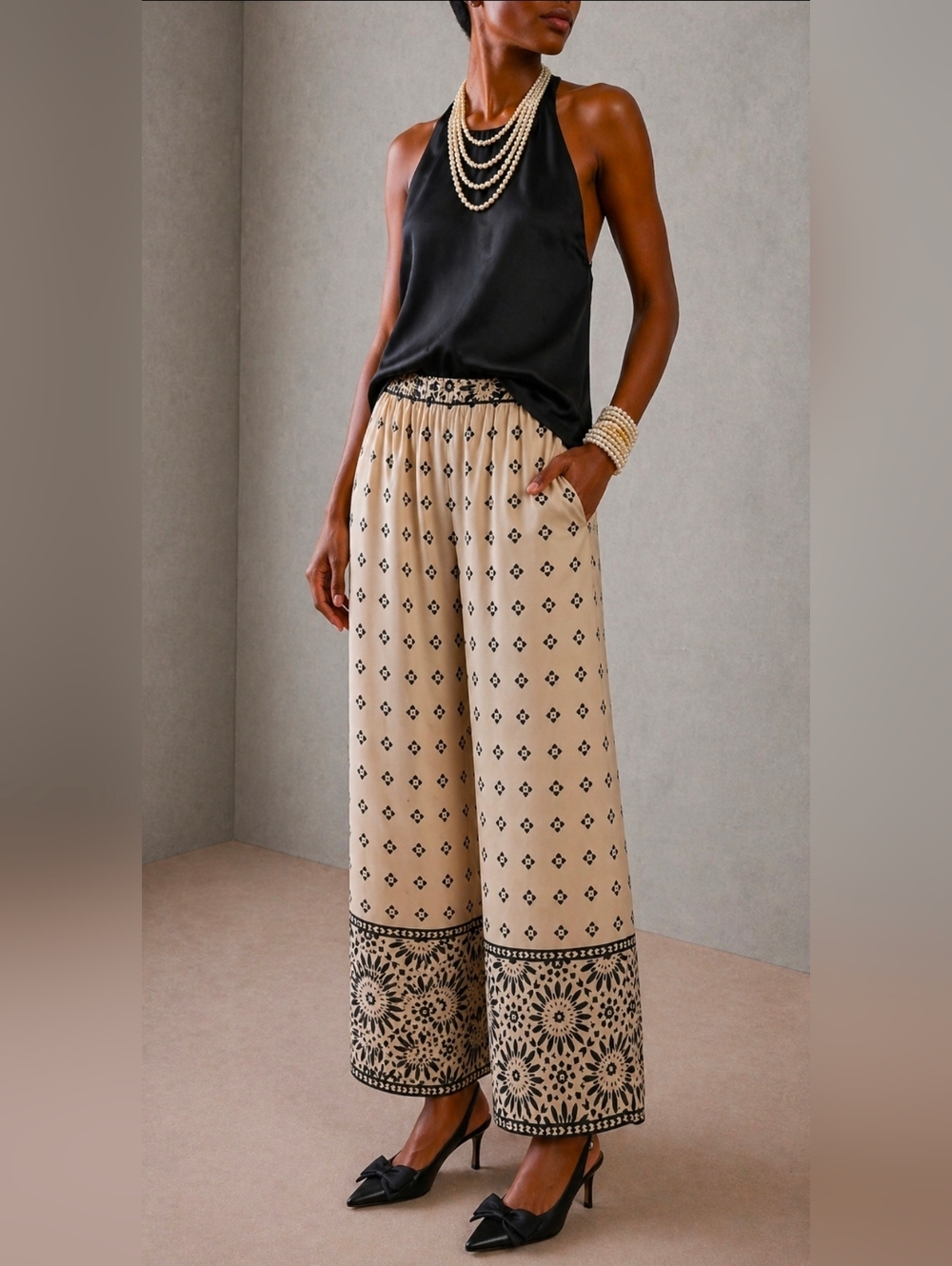 H&M Beige Wide Leg Printed Palazzo Pants with Black Motif Size 2 NEW